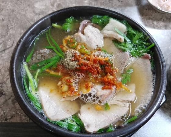 돼지국밥