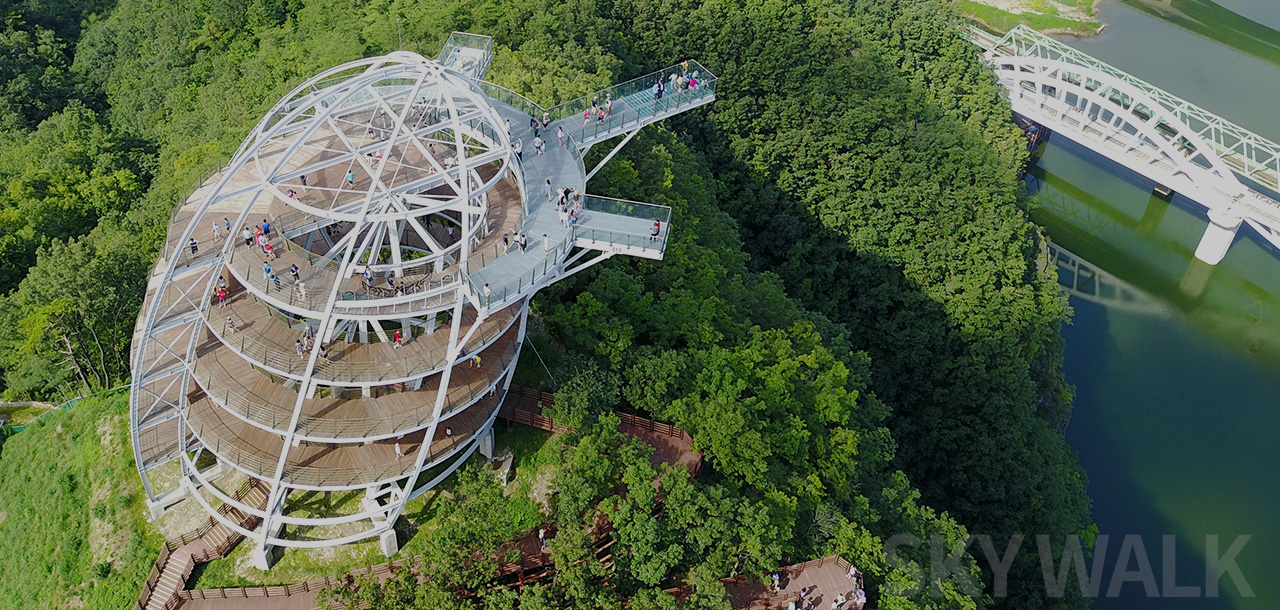 만천하 스카이워크 전경 사진