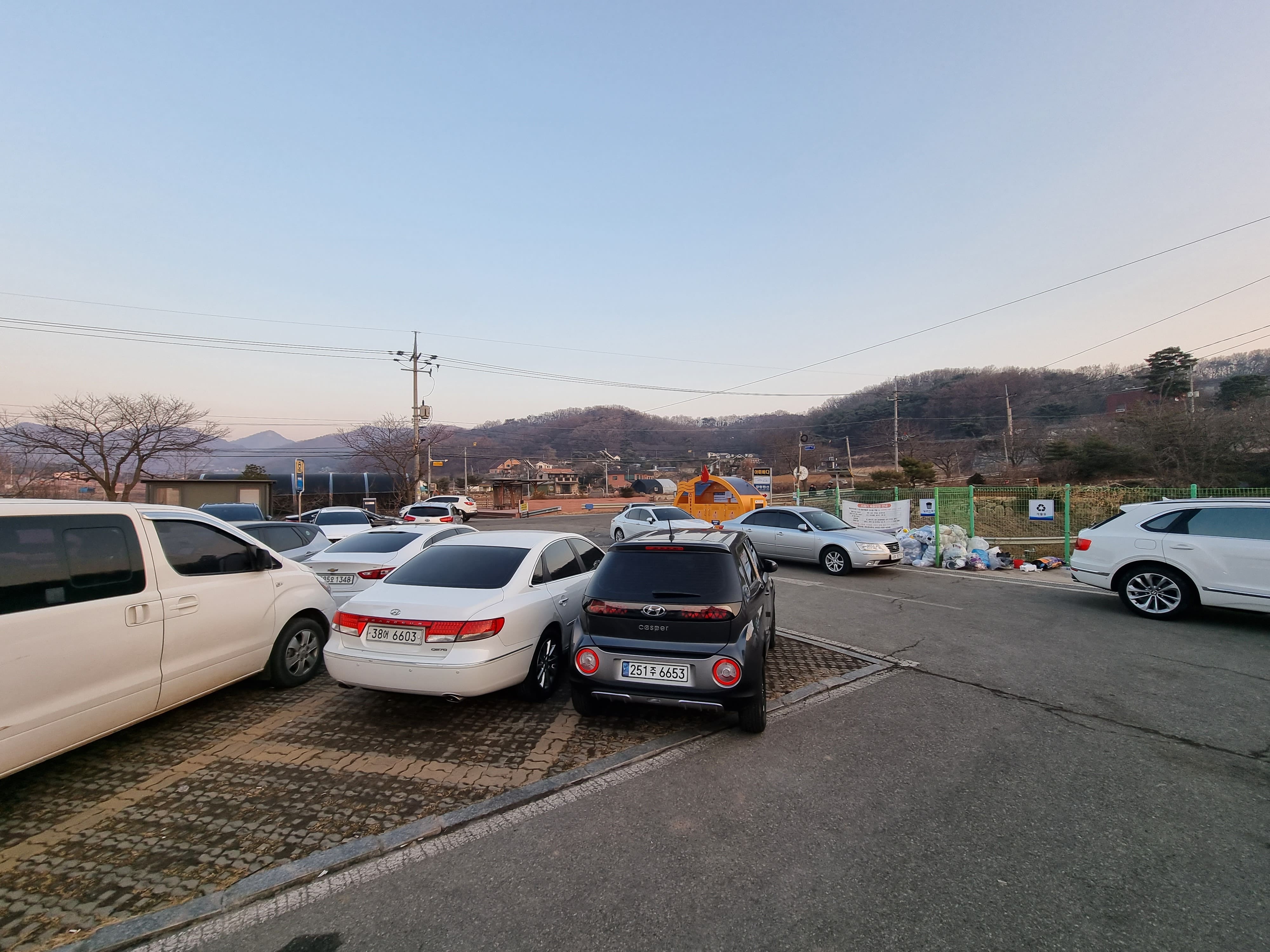 장화리-일몰조망지-주차장