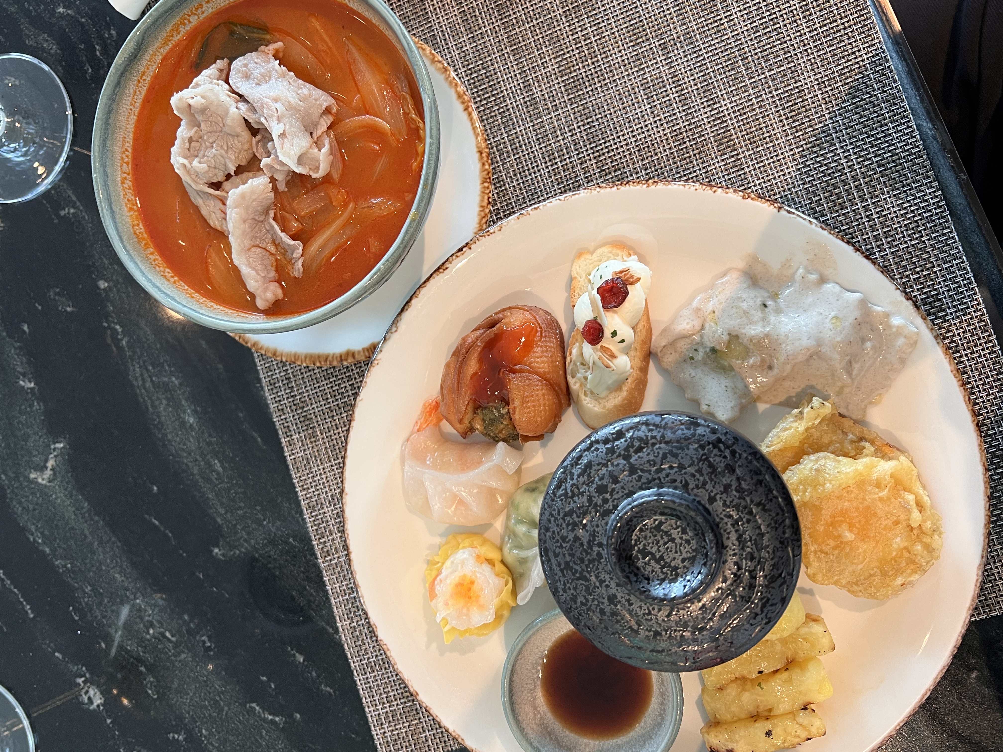 더 브릿지의 중화요리