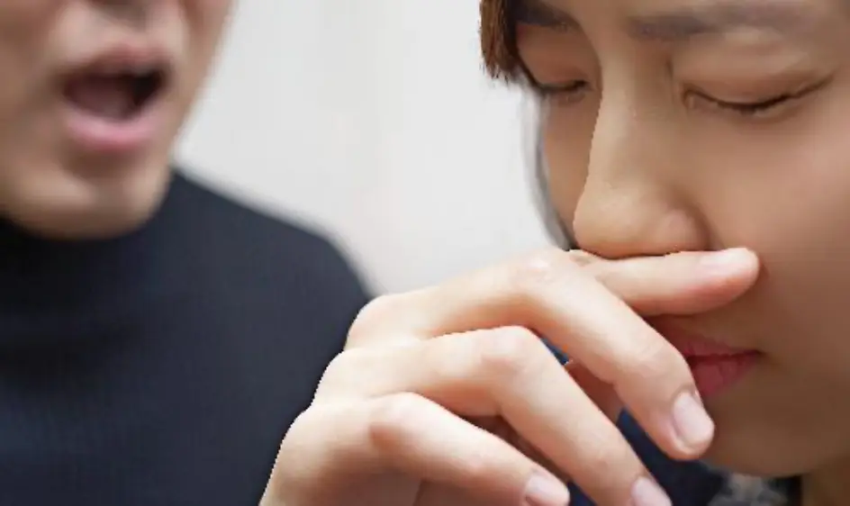입냄새 원인과 제거