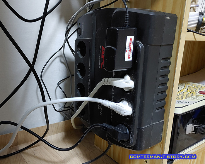 APC BE700-KR UPS 벽면 고정