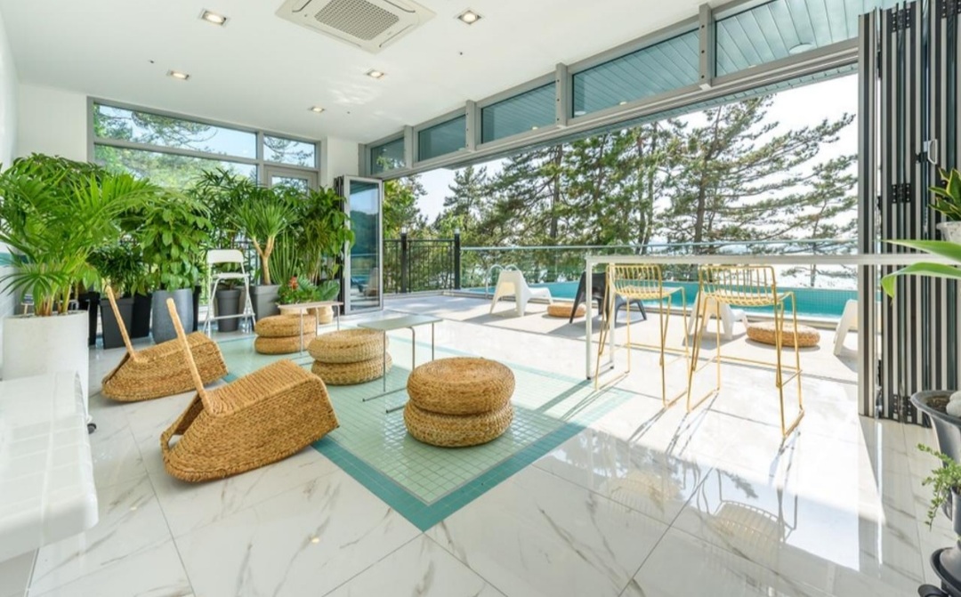 그리다리조트 로비