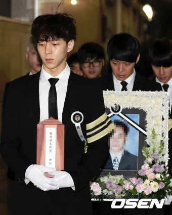 직장상사 부친상 부고 위로 문자 예시 및 상황별 문장 정리_27