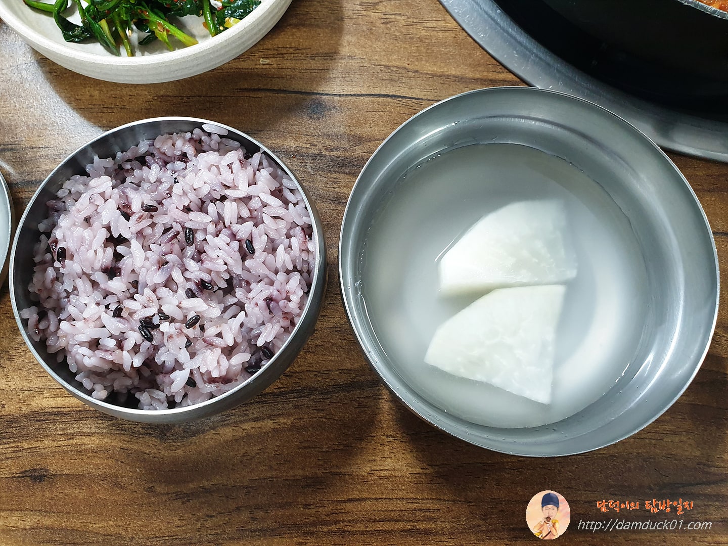 잡곡밥-동치미-담덕이의탐방일지