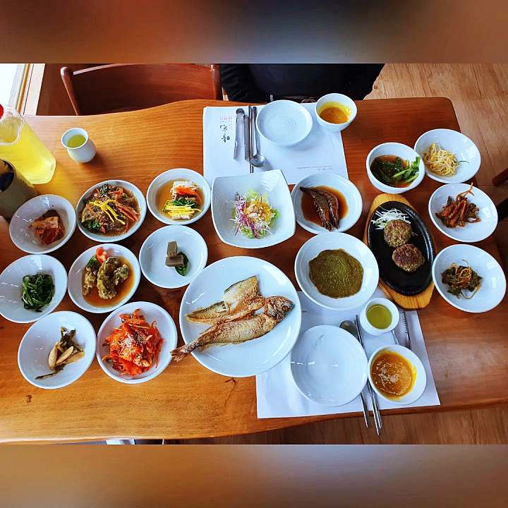 이만기 동네한바퀴 보성 녹차 한정식 맛집 녹차떡갈비 녹차전 녹차묵 소개