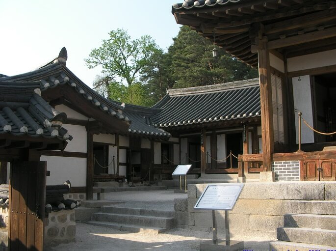 선교장 안채와 동별당