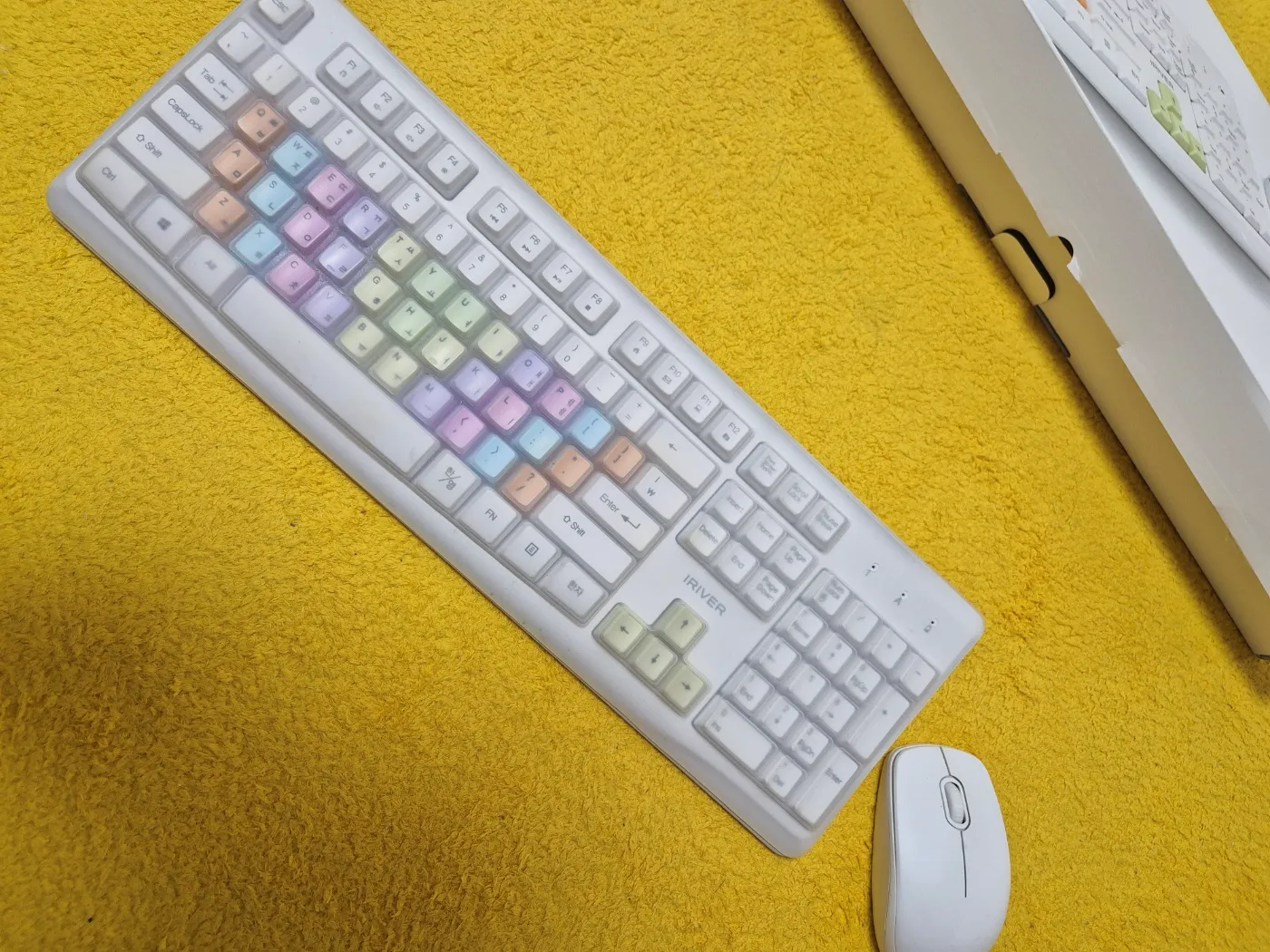 아이리버 무선 키보드 마우스 세트
