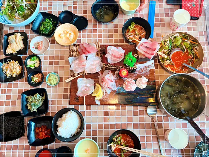 인천, 연수동, 동춘동 맛집 내 손으로 직접 잡는다, 전국을 누비는 도시 어부, 제철 모듬 회