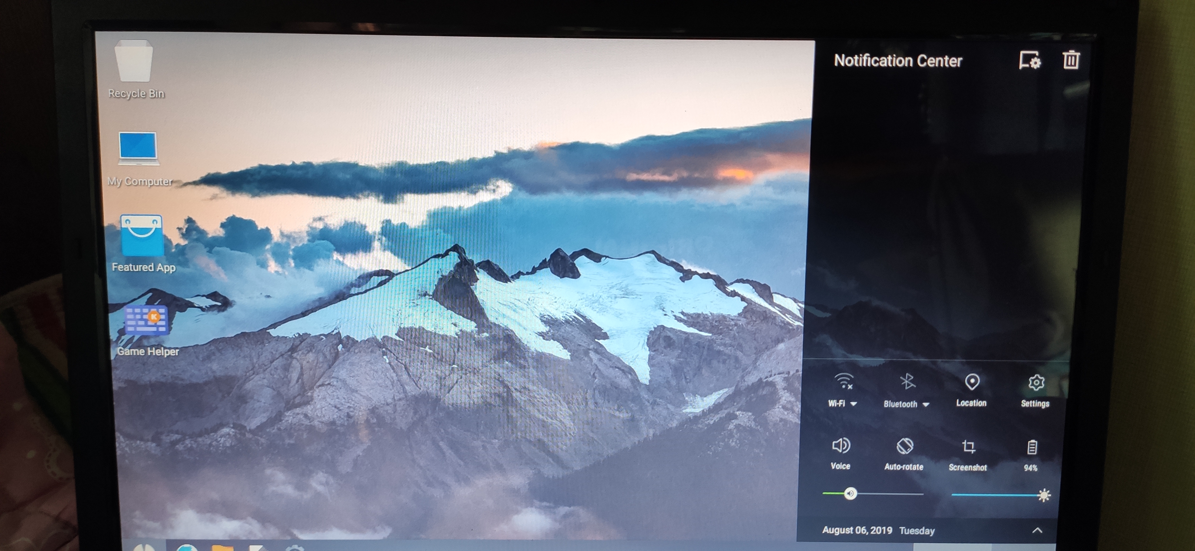 왼쪽 아래 앱 서랍 창