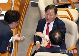 이철규 국회의원 프로필