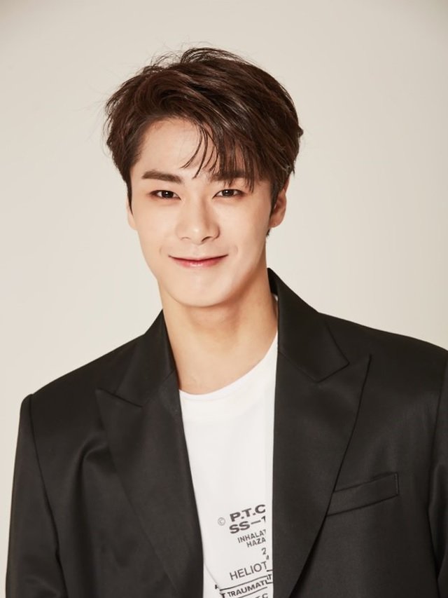 아스트로 문빈