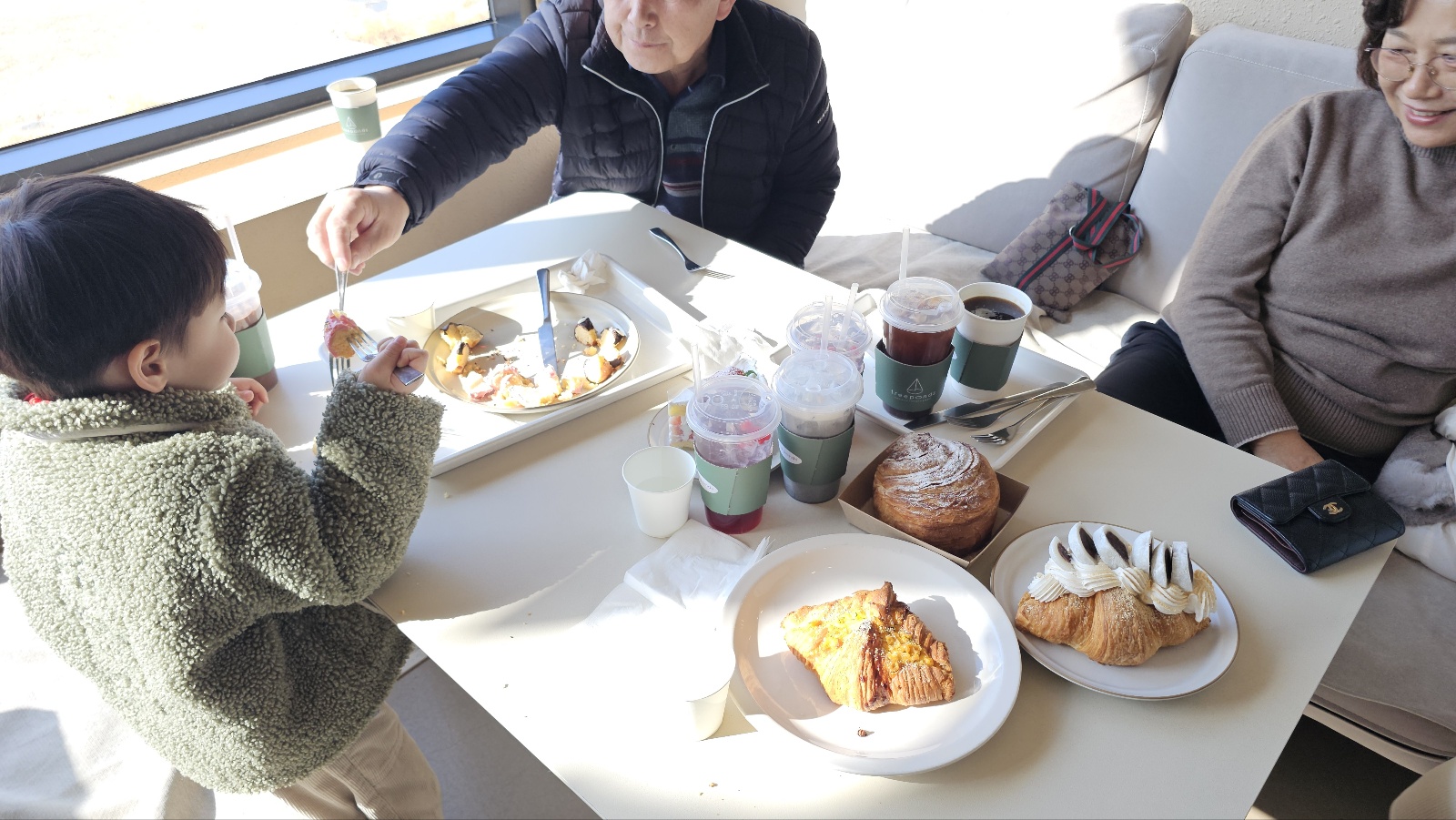 양산 하북면 대형 카페 [트리폰즈] 방문 후기