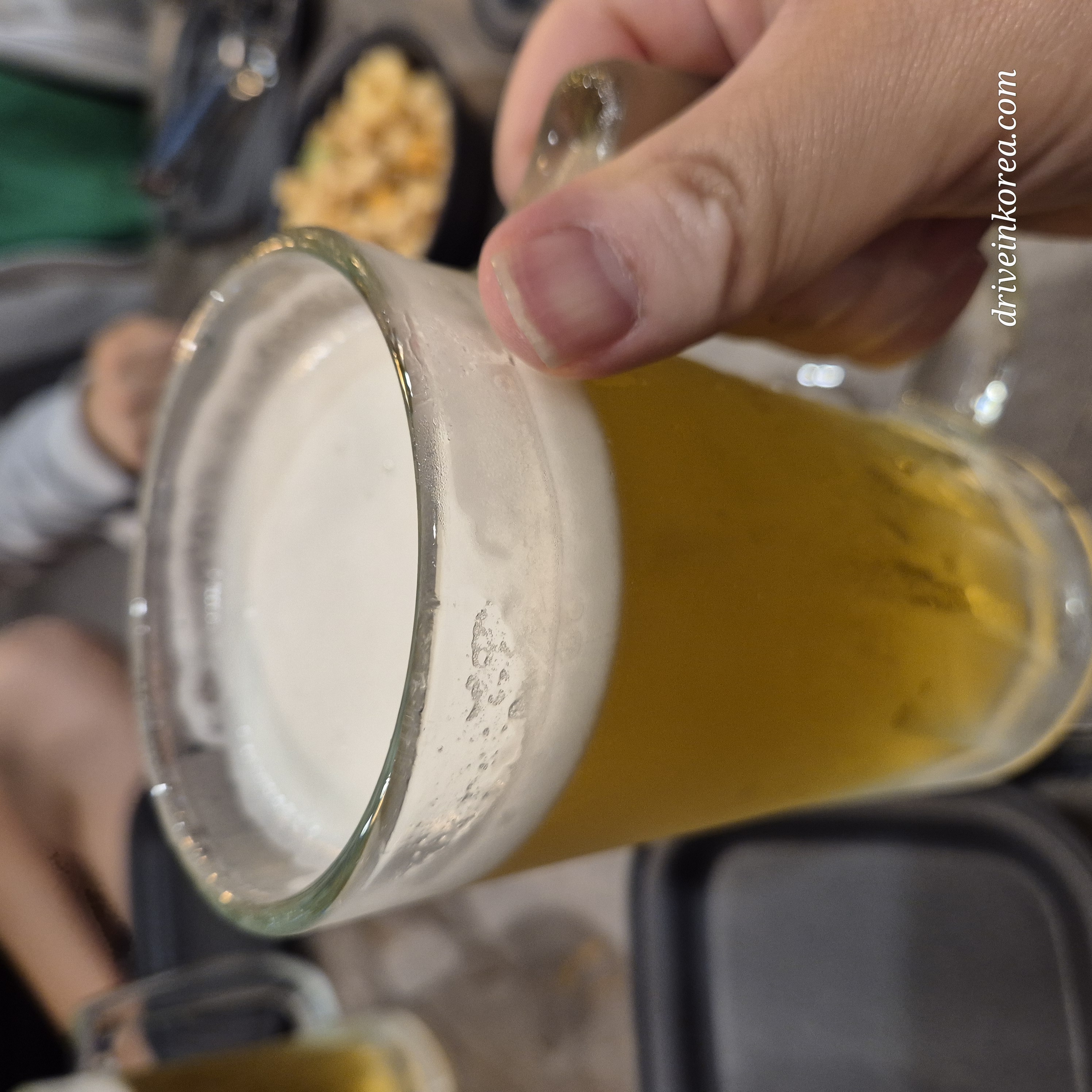 원내동 60계치킨 생맥주