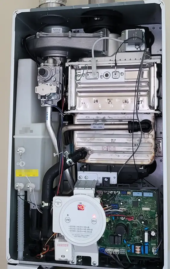 린나이-가스보일러-내부