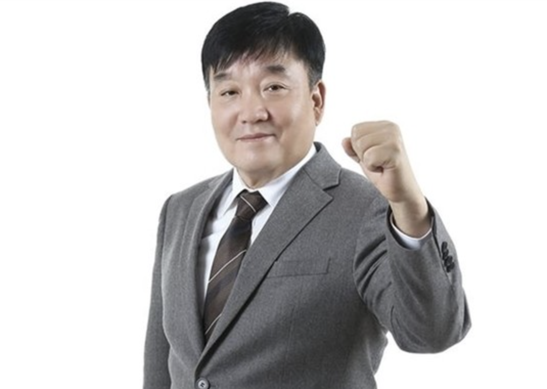 강세창 프로필