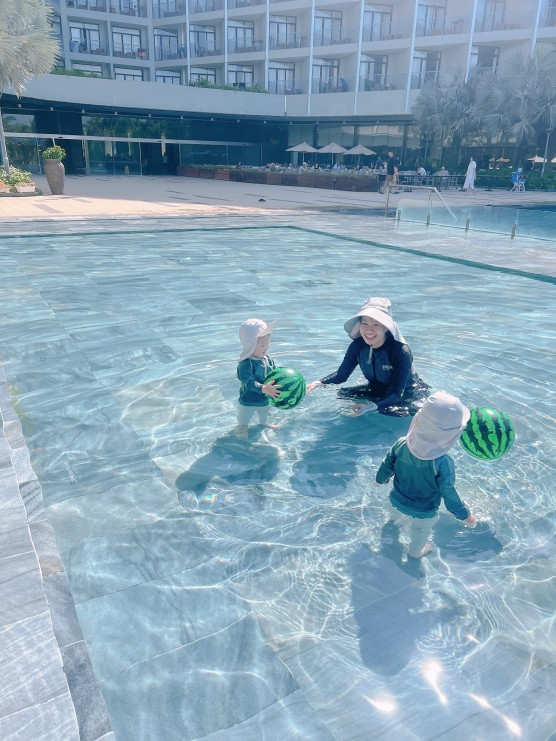 "나트랑 영아 키즈 돌봄 서비스 ❘ 물놀이까지 OK 베이비시터"