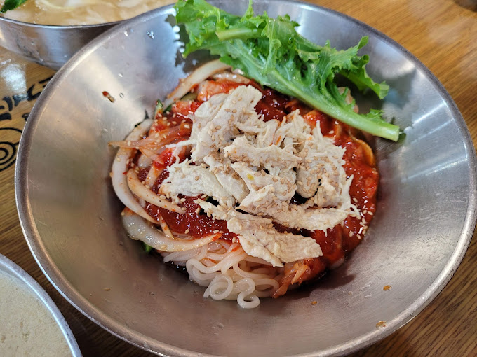 경기 하남 초계국수 '미사리 밀빛 초계국수'