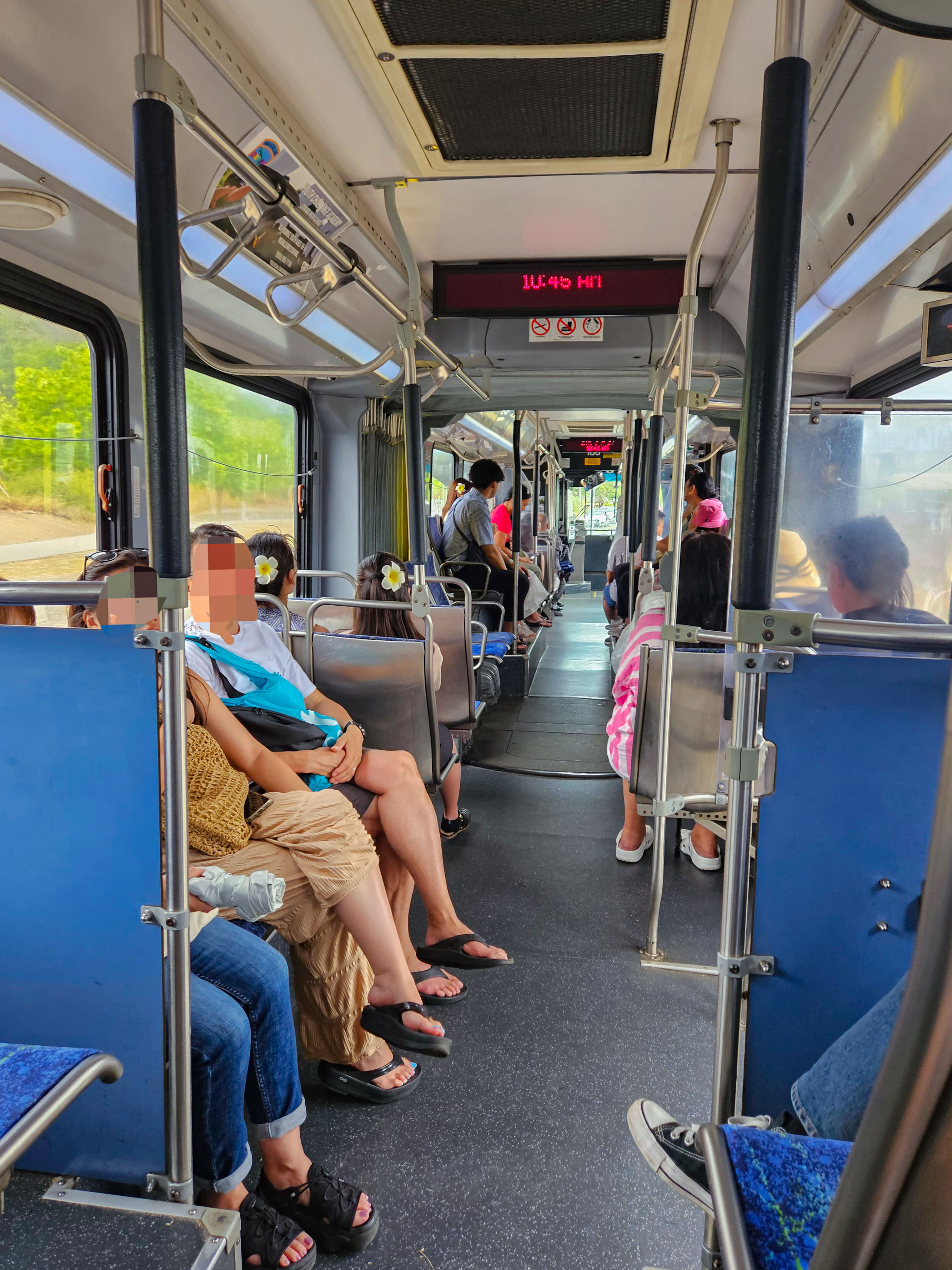 하와이 더 버스 내부