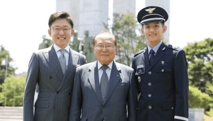 1990년대 예능 대표 아나운서 손범수│프로필과 가족사 아들과 아버지