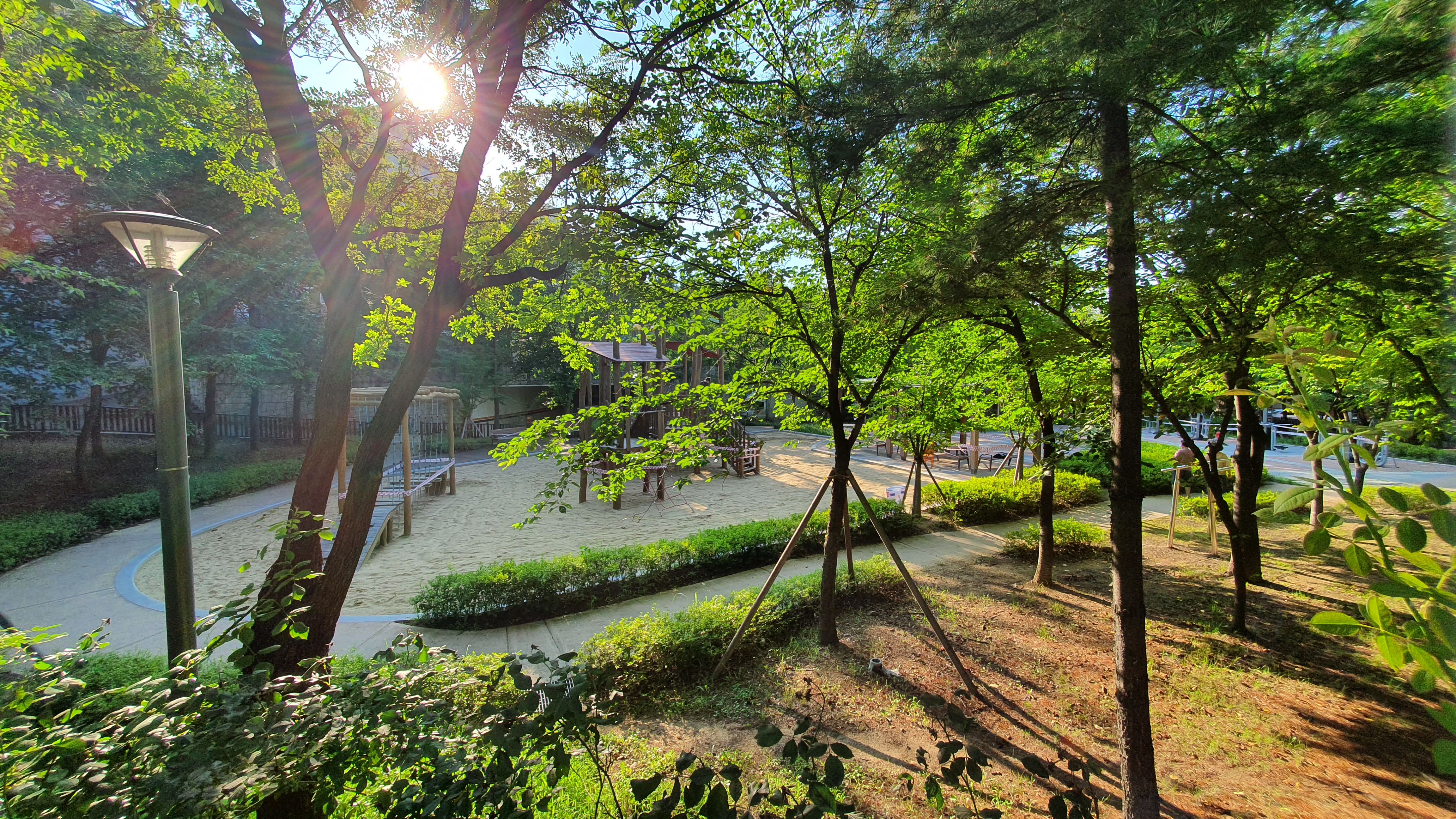 원흥아파트 옆 공원