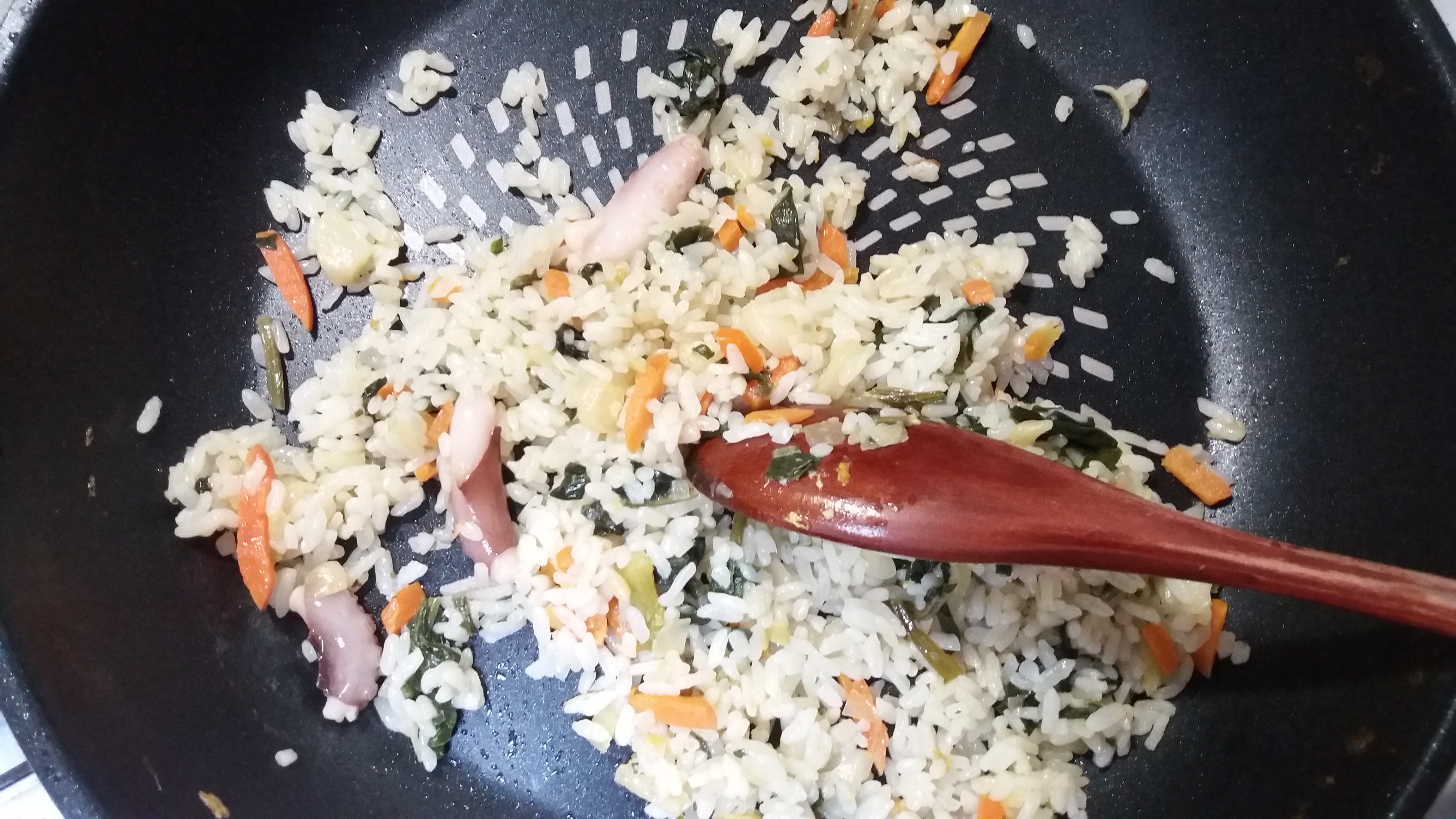 ํ๋ฐ ์ฟก๋ฐ ๋์ง๋น๋น๋ฐฅ