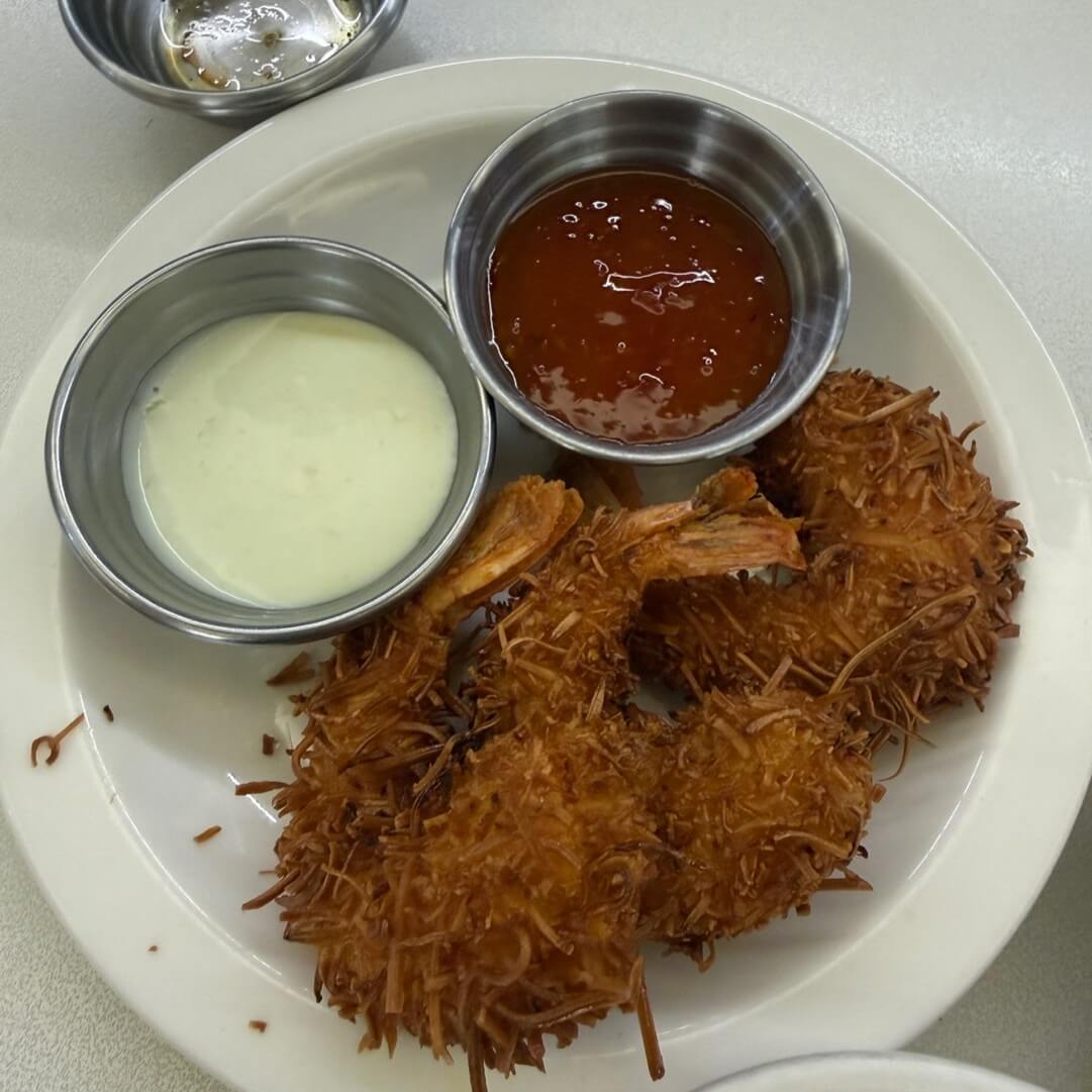 바삭한 코코넛 쉬림프 튀김