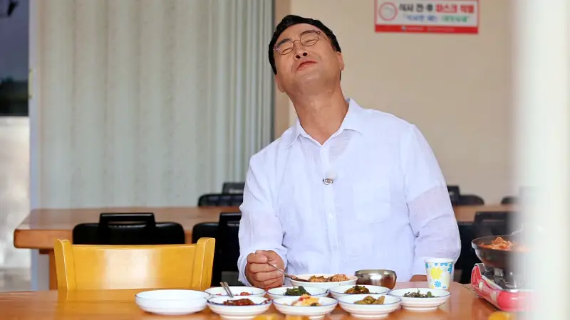 이만기 동네한바퀴 시즌2 시원 칼칼한 30년 솜씨의 삼순이 매운탕 추천 삼척 삼척항 맛집 소개