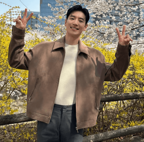 이제훈 기부
