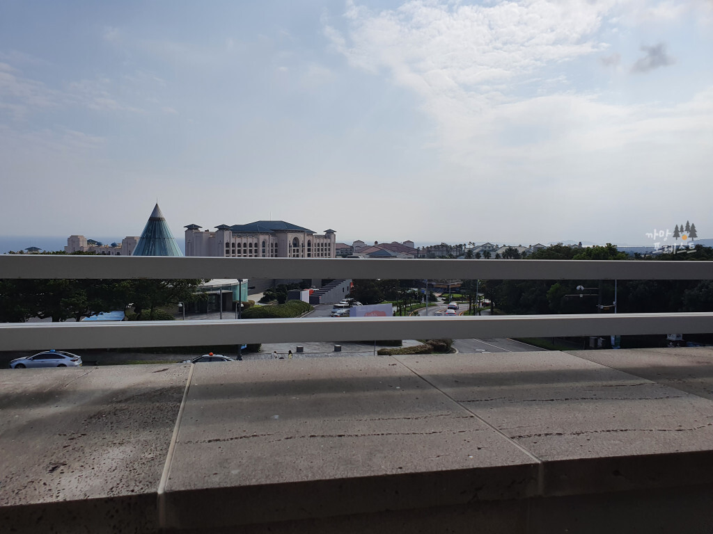 스타벅스 중문 도심뷰