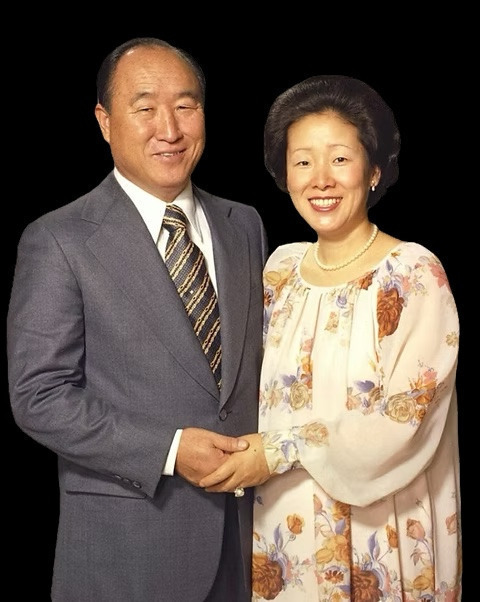 한학자 남편 문선명