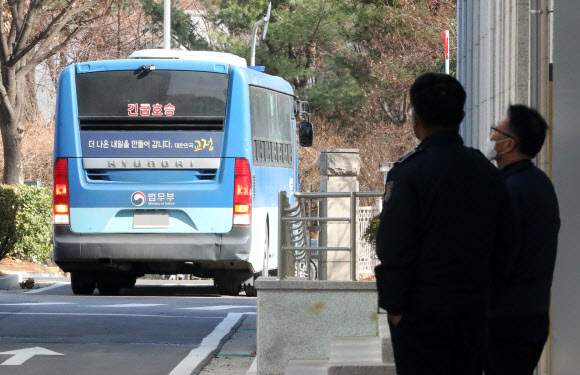 윤갑근 검사 프로필