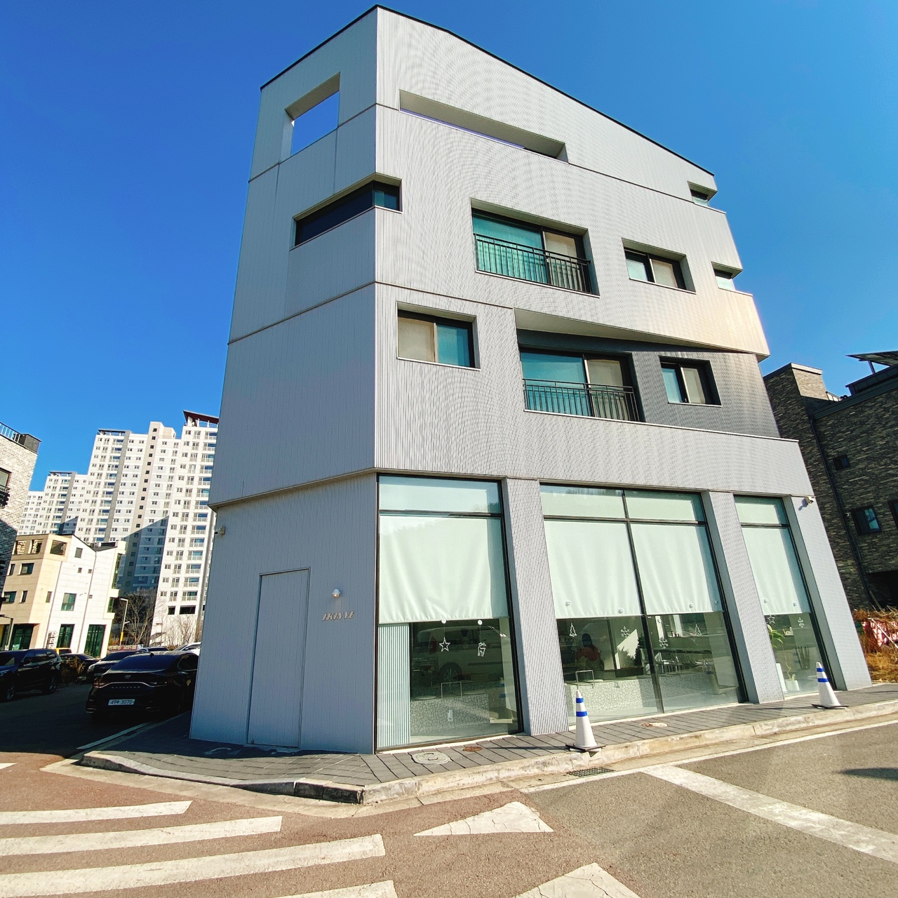 동탄 장지천 아이킨예 카페