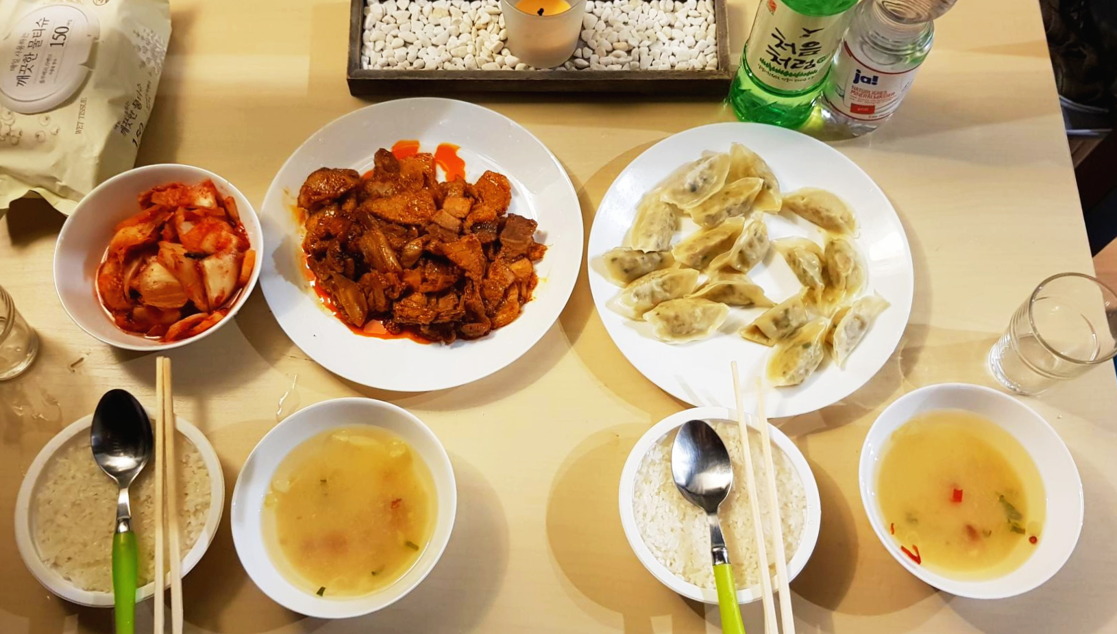 파리에서 먹는 한식 저녁식사