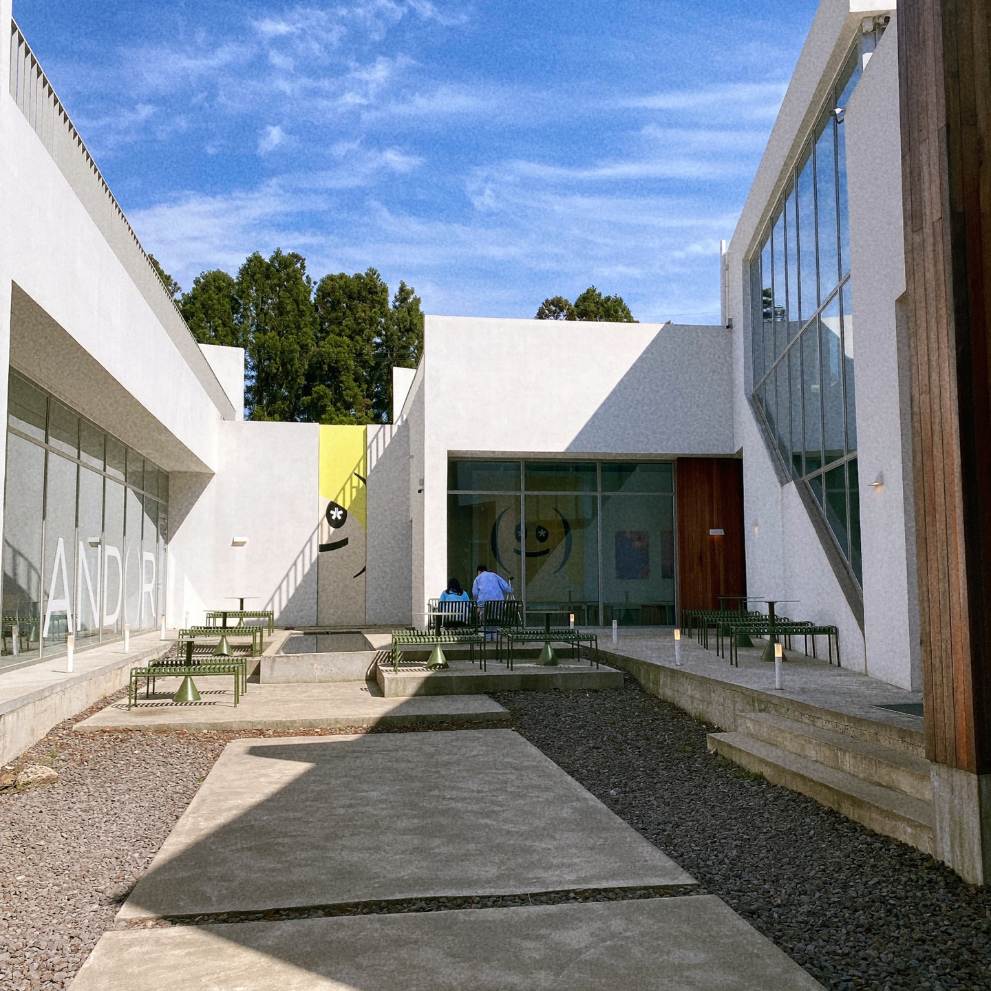 제주 구좌 송당무끈모루 안돌오름 밧돌오름 웨딩포토존 웨딩촬영 대형베이커리 카페 안도르 andor 인생샷