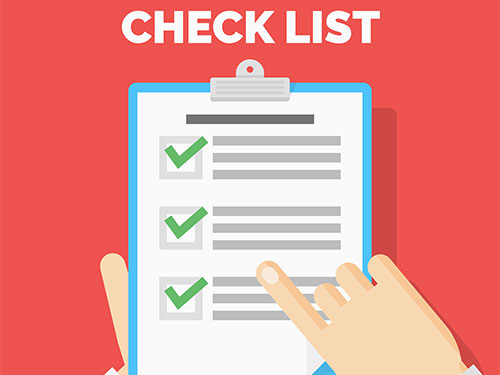 체크리스트 상자 위에 체크 표시가 된 항목들. 'CHECK LIST'가 강조된 일러스트