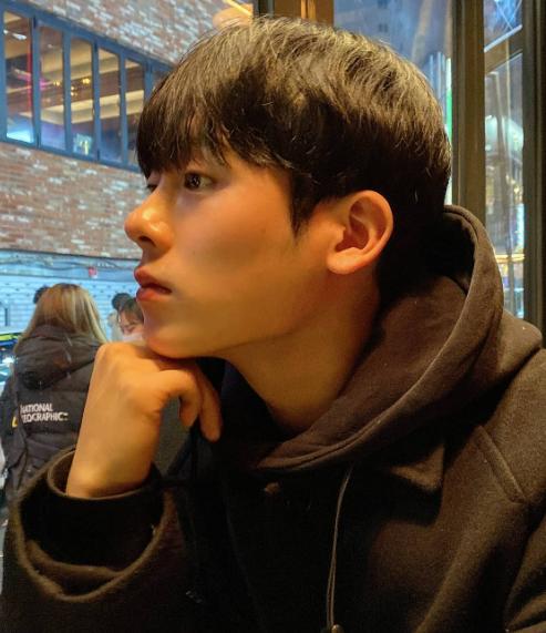 이정하 프로필