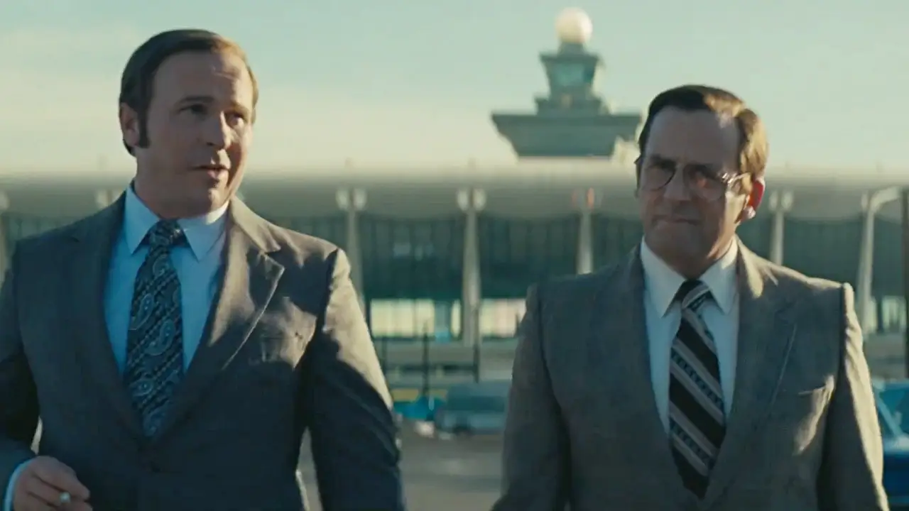 아들 부시 대통령 시대의 실질적인 권력 - 영화 바이스 줄거리