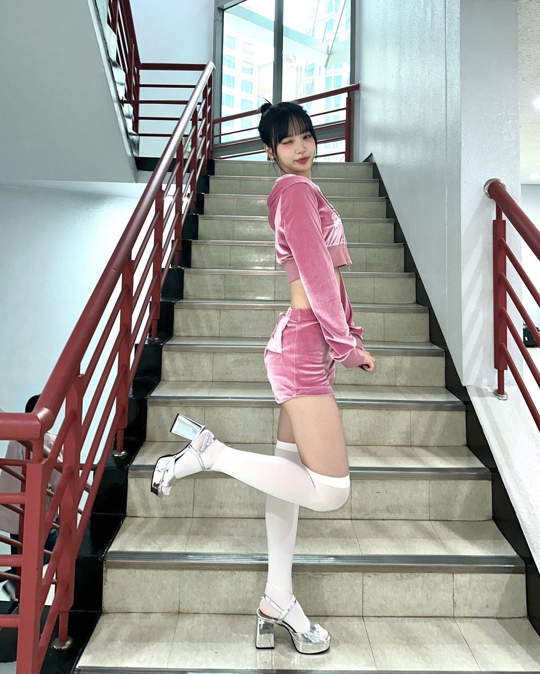 김채원 몸매