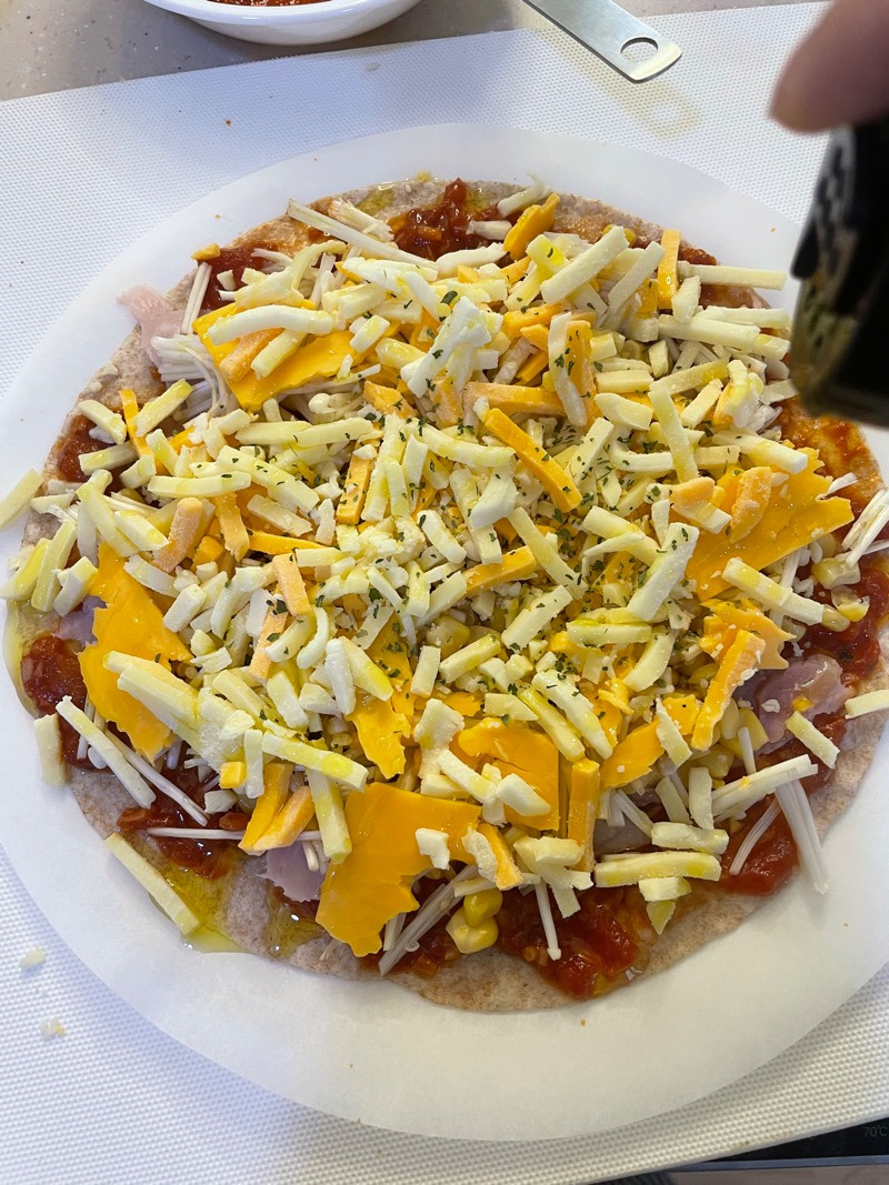 또띠아 피자 10분 완성 초간단 레시피