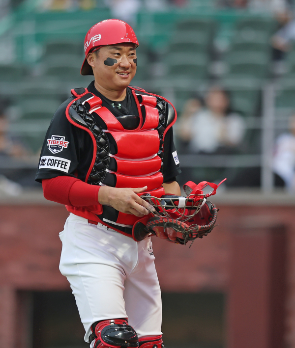 부산고 출신 야구선수 김태군