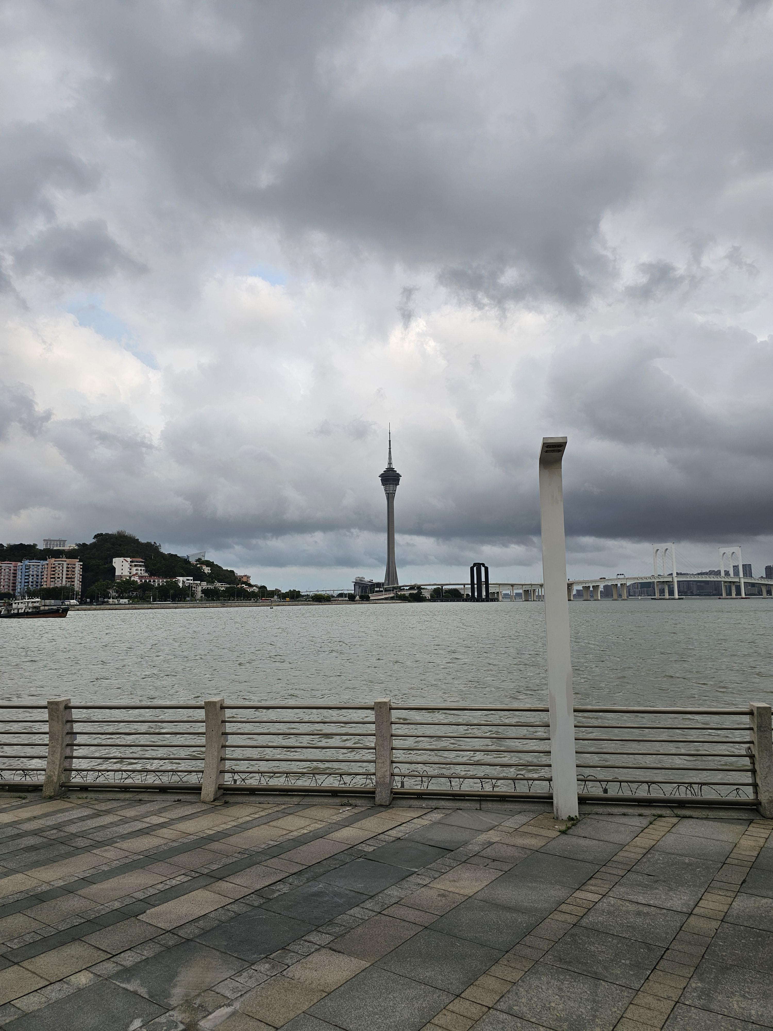 헝친에서 보는 마카오타워