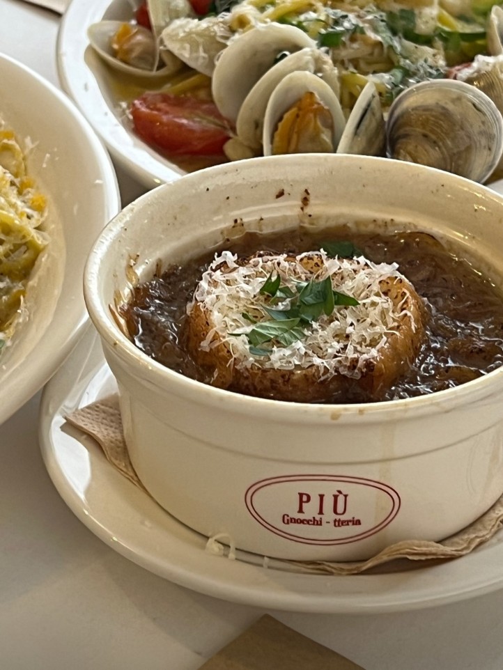 홍대입구 이탈리안 맛집 뇨끼테리아 피우, 뇨끼 마니아 강력 추천