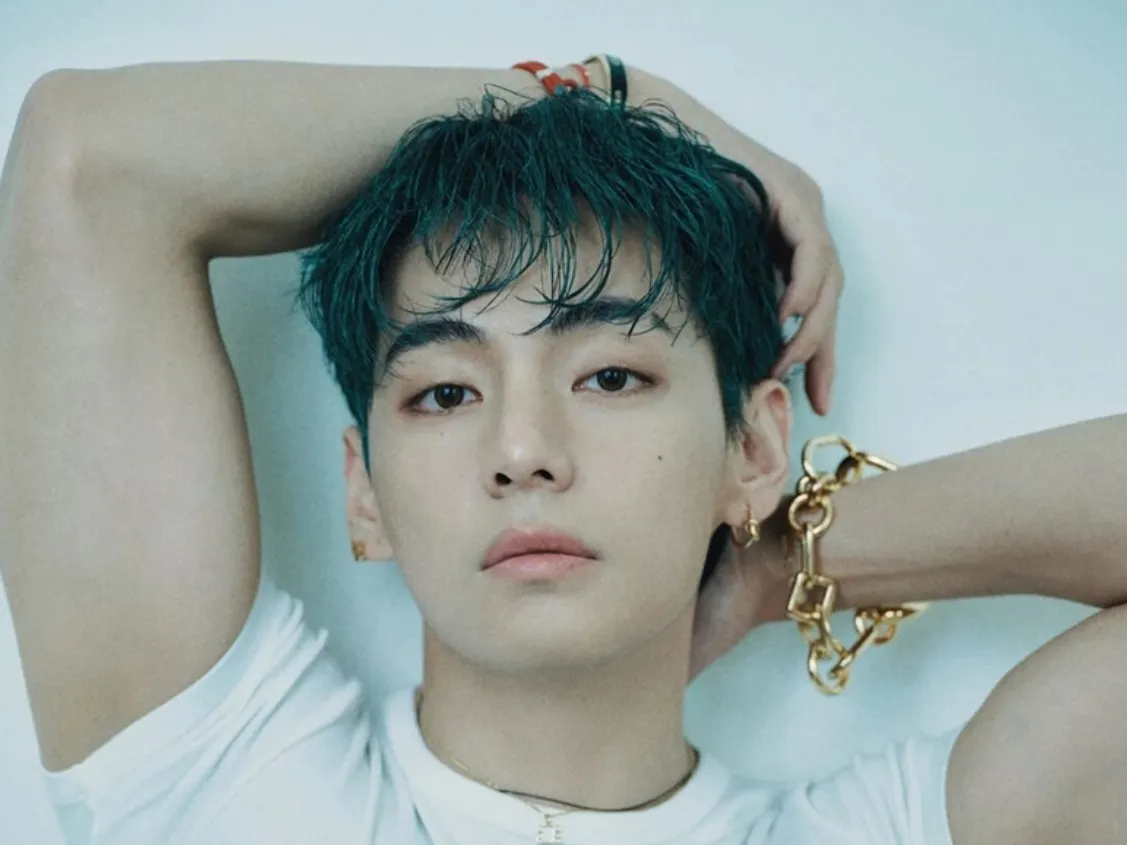 방탄소년단 뷔,뷔 W코리아,뷔 9월호 화보,뷔 일본 인기,뷔 티저 영상,뷔 전역 후 활동,뷔 인스타그램,뷔 라쿠텐,뷔 화보 예약 판매,뷔 베스트셀러,뷔 글로벌 영향력,뷔 SNS 반응,뷔 커버 매거진,뷔 군백기 후 복귀,BTS V W Korea,김태형 화보,뷔 일본 팬덤,뷔 인기 랭킹,뷔 왓츠 인 마이백