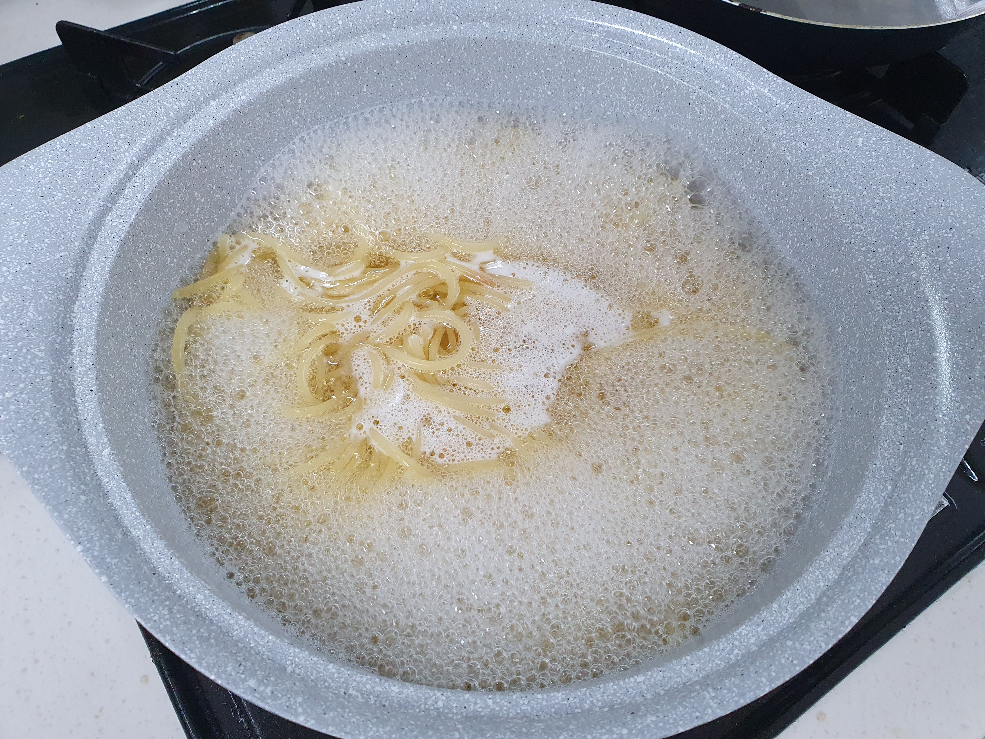 파스타면 중불