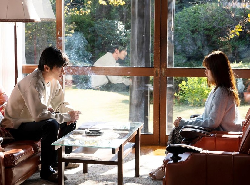 달의 차고 기움 결말 후기 리뷰 호평과 혹평 - 일본 환생 영화다시보기 추천