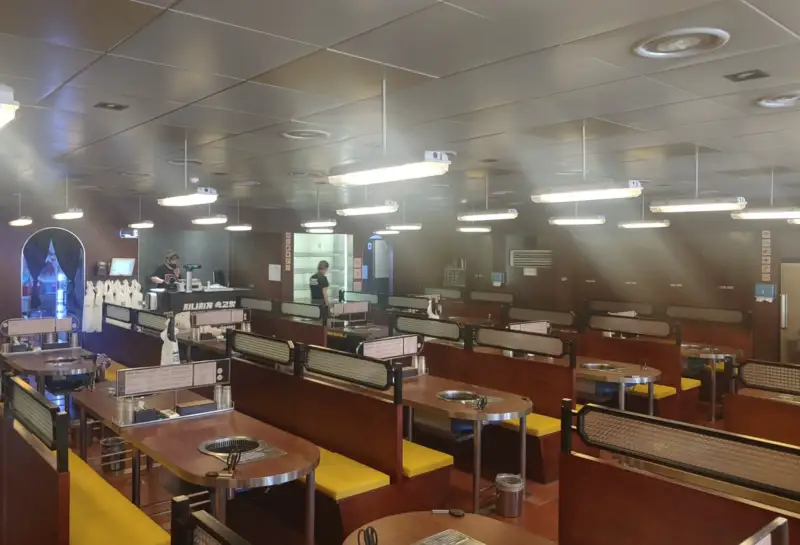 맛찬들왕소금구이-분당정자점-매장내부