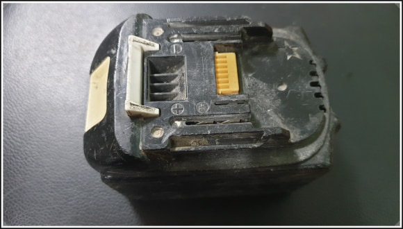 마끼다배터리 리필 완료