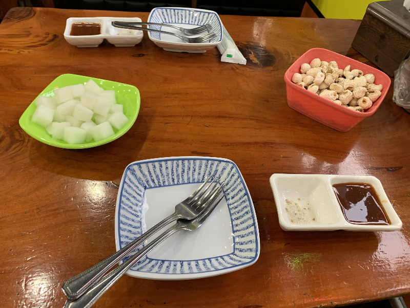 대방동 명동치킨 기본 세팅