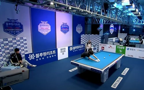 2021-22시즌 블루원리조트 PBA 챔피언십 1차 투어 16강전 경기에서 맞붙은 에디레펜스 vs 장남국 선수